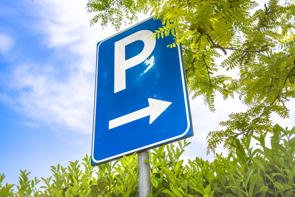 Stationner à Liège : comment la location de parking devient la solution face aux zones à trafic limité
